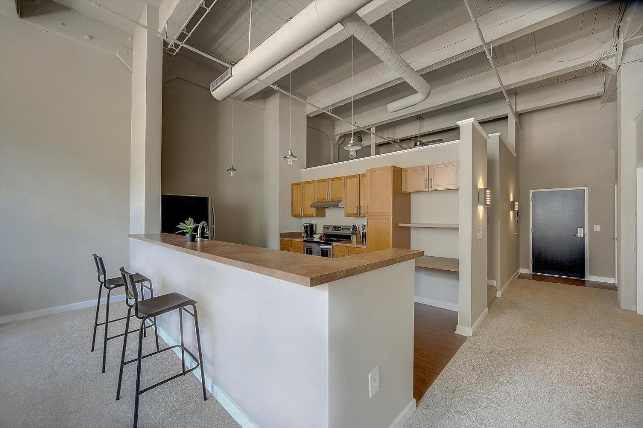 Frontdesk I Sycamore Place Apts Downtown Cincinnati Luaran gambar